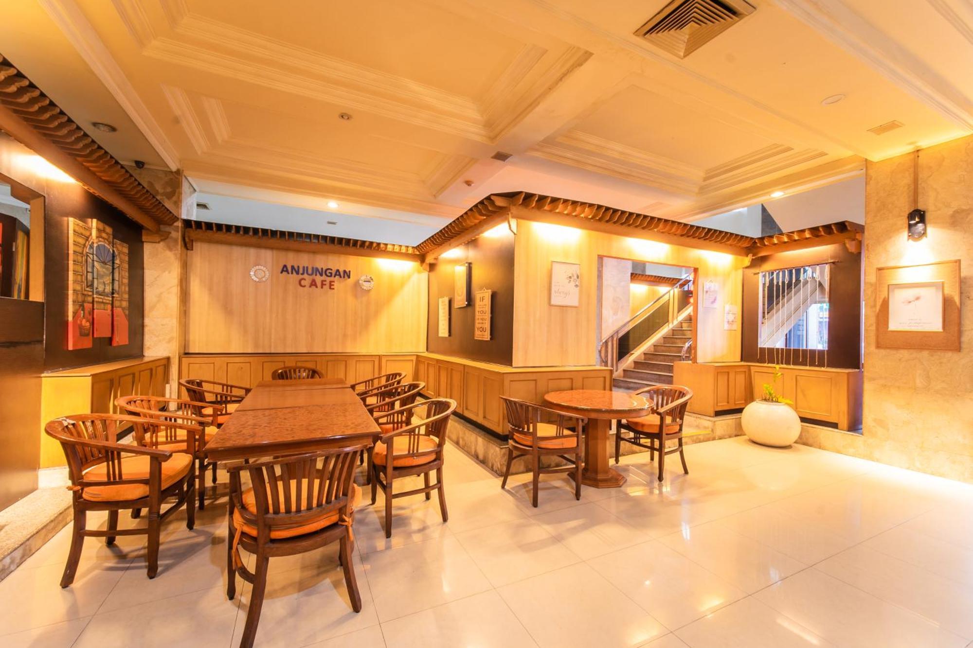 Adika Hotel Bahtera Klandasan Kecil Bagian luar foto