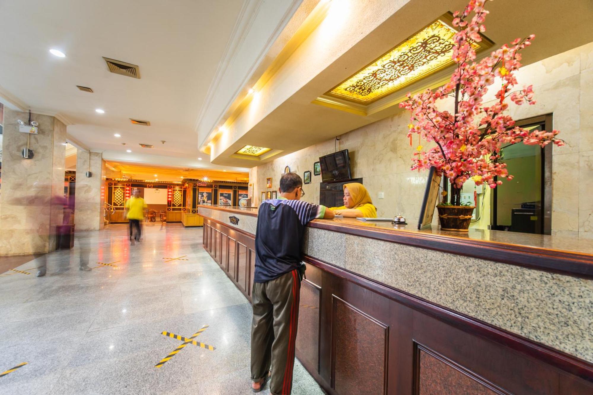 Adika Hotel Bahtera Klandasan Kecil Bagian luar foto